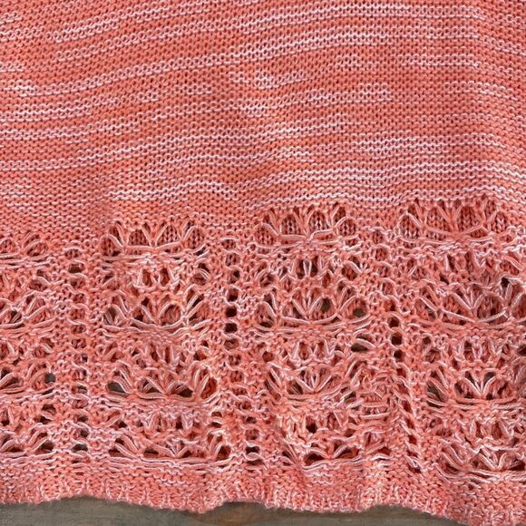 Hooked Up by lOT Peach Mal Open Knit V-Neck Hooded Sweater Size Small - Picture 9 of 13